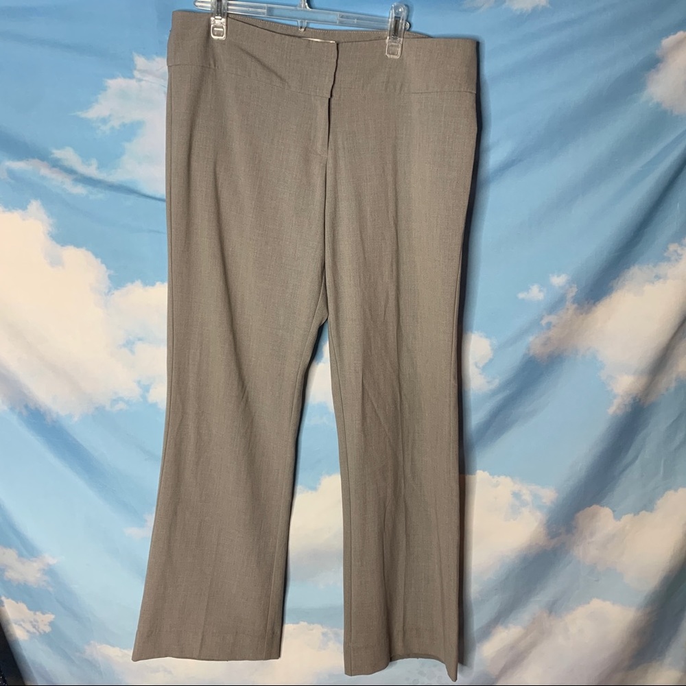Kenneth Cole- Gray Trousers size 12 Short